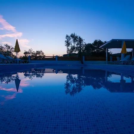 Gagos Apartamento Astris