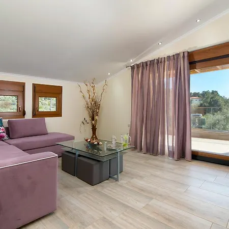 Apartment Gagos Astris